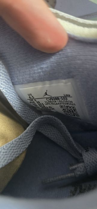 Jordan 4 frozen moments,off-white rozmiar 39