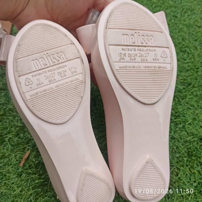 Sandália e sapatos Melissa e outros