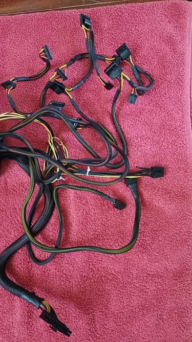 Блок питания ATX Chieftec aps-600c 600w fan 140 mm.