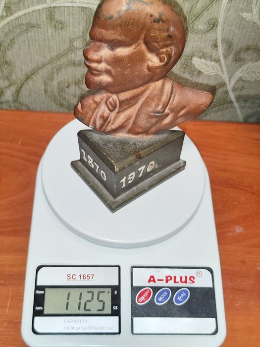 Продам сувенир из бронзы