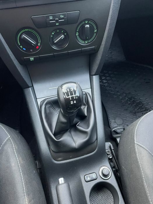 Продам шкоду skoda