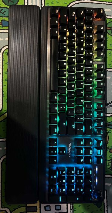 Komputer stacjonarny i7-11700K/32GB/1TB/3060Ti + PERYFERIA.