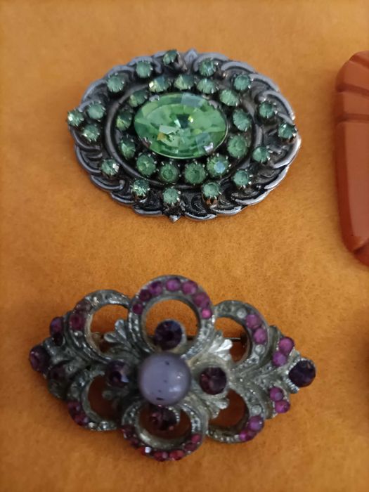 11 Pregadeiras/ Alfinetes de Lapela