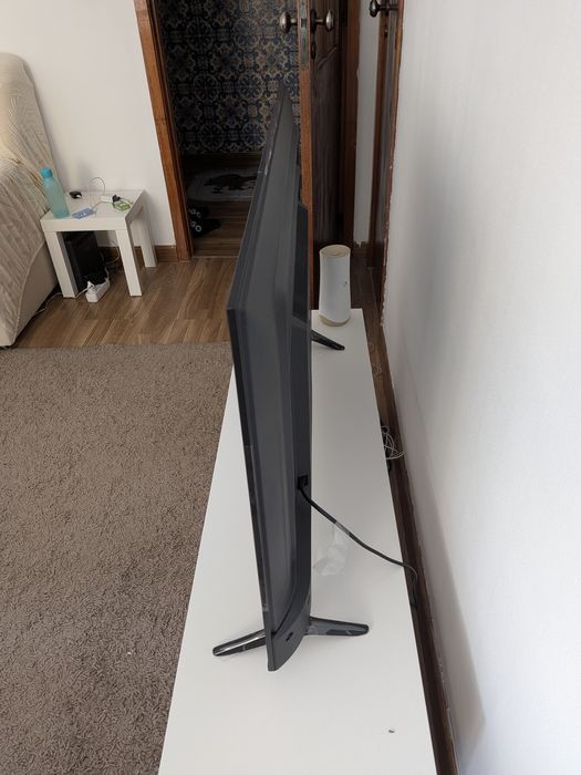 LG smart TV with Magig remote ,with the box and used like new