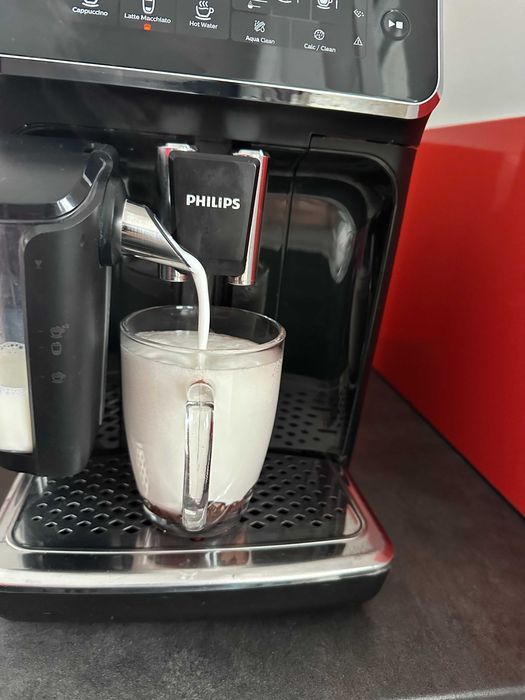 Ekspres Philips Latte Go EP3241