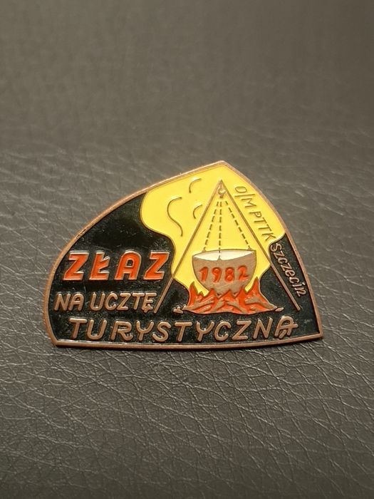 Odznaka, przypinka z PRL. Zlaz na ucztę turystyczną pttk Szczecin