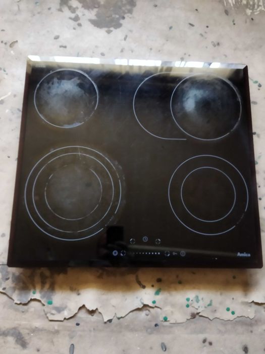 Sprzedam płytę indukcyjna firmy Amica sprawna