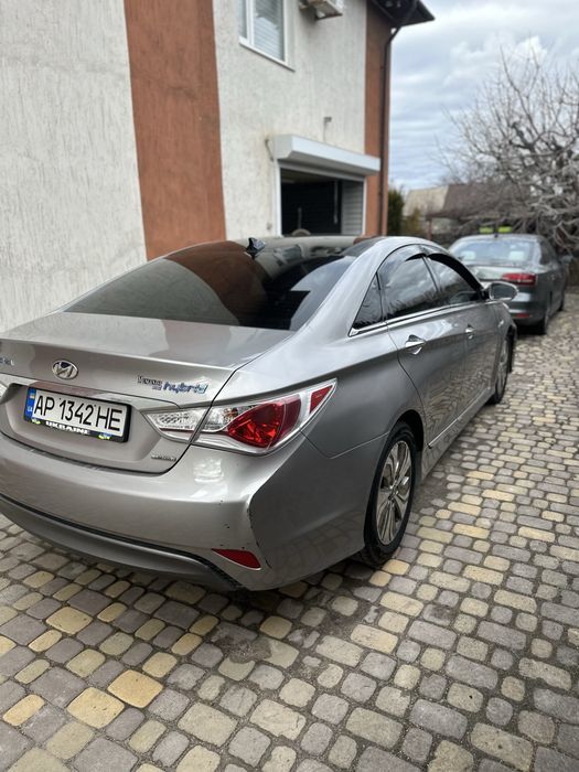 Hyndai Sonata hybrid 2014