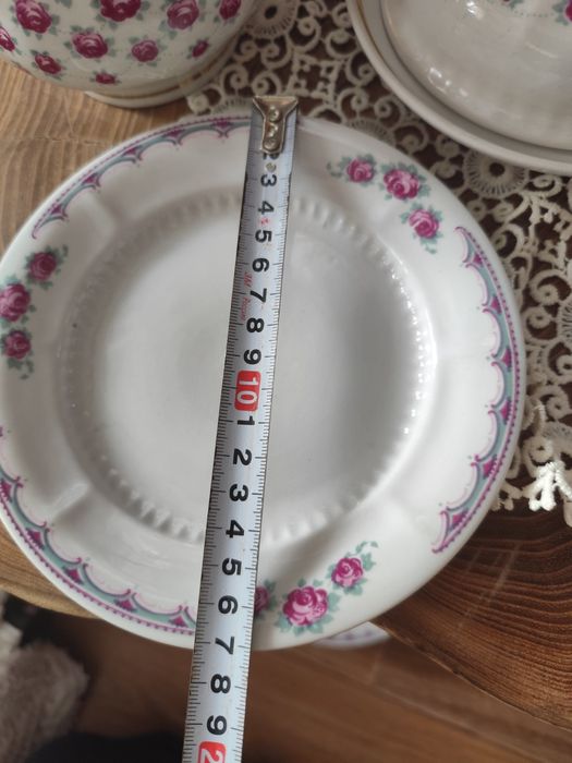 Порцеляновий посуд