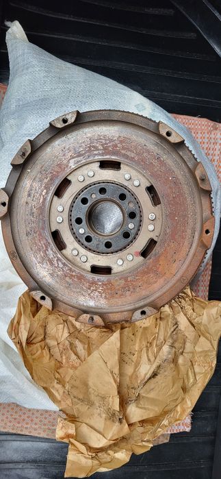 Продам Маховик Двухмассовый Luk