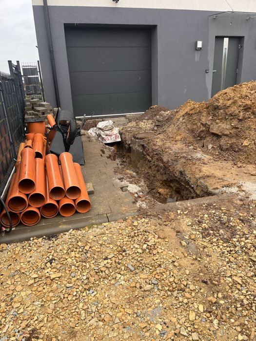 Minikoparka - Usługi Minikoparką i Wywrotką - Przyłącza Kanalizacyjne!