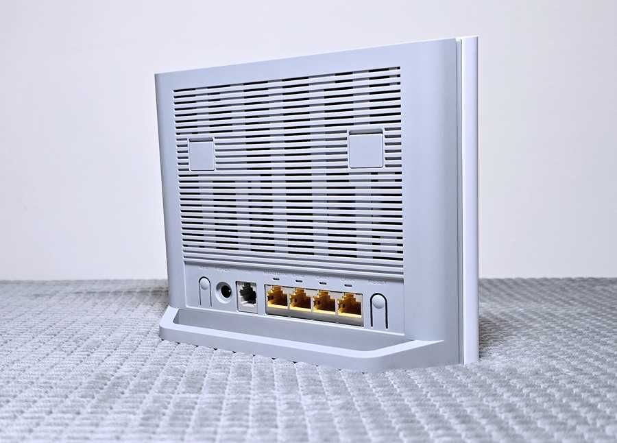 Router 4G+ ZTE MF296D / Internet até 300mbps / Livre SIM