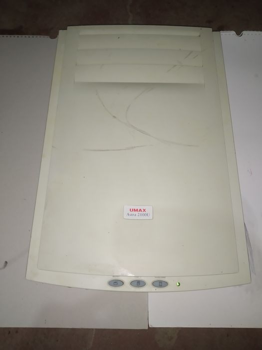 Сканер Umax Аstra 2100 возможно под запчасти