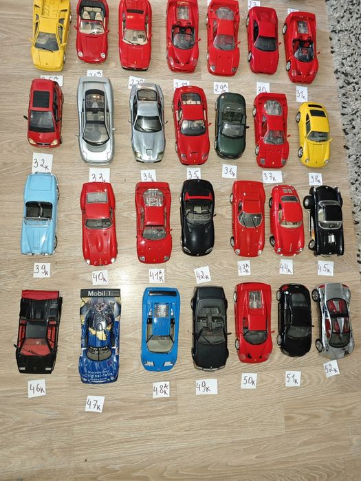 Bburago, Maisto, Revell, Polistil, Road legends 1/18