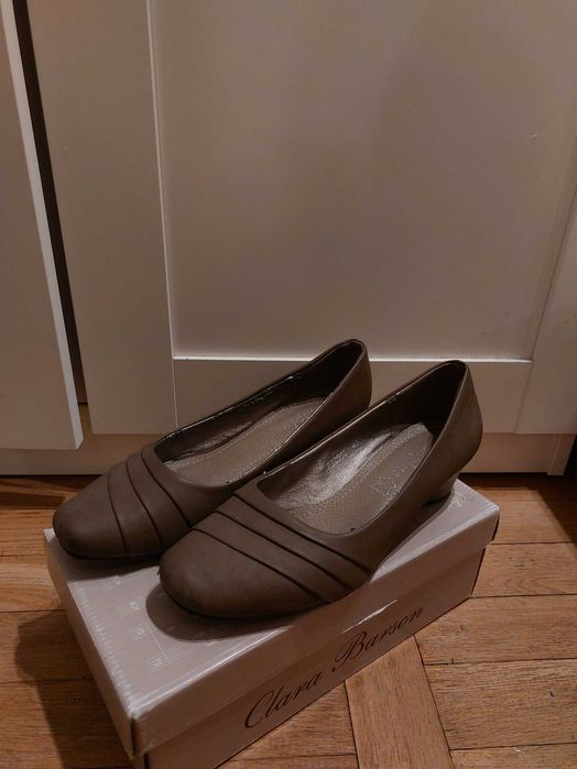 Eleganckie buty Clara Barson 40