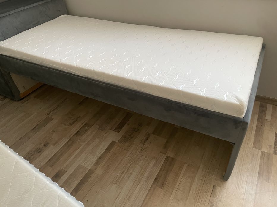 Łóżko podwójne z super rozwiązaniami stan idealny