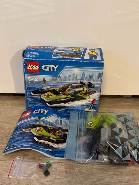 Lego city  60114