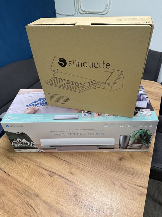 silhouette cameo 5 plus + автоподавач