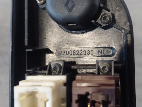 Comando / botão / interruptor vidros frente esquerdo RENAULT Laguna I