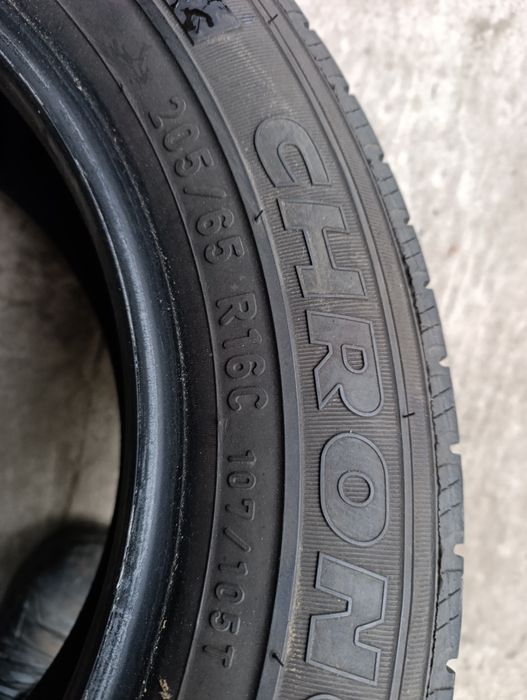 205 65 16c  всесезонні шини pirelli