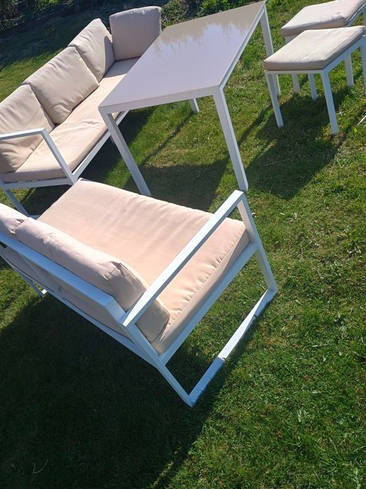 Zestaw mebli ogrodowych