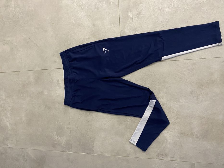 Spodnie dresowe Gymshark