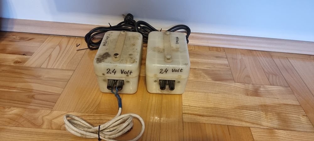 Transformator 220 v na 24 porządne, niezniszczalne, PRL