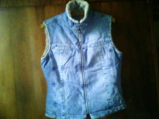 Kamizelka ocieplana ESPRIT