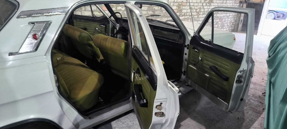 Волга    ГАЗ  24