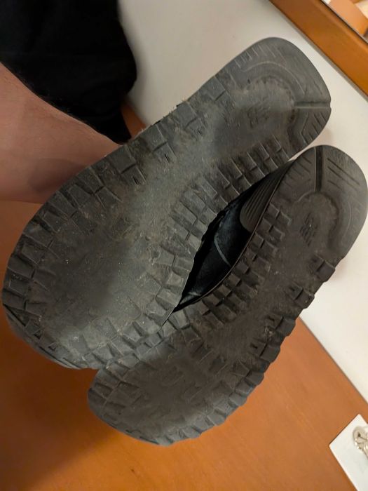 New Balance 574 (2 unidades) + Merrel (1 unidade) usados