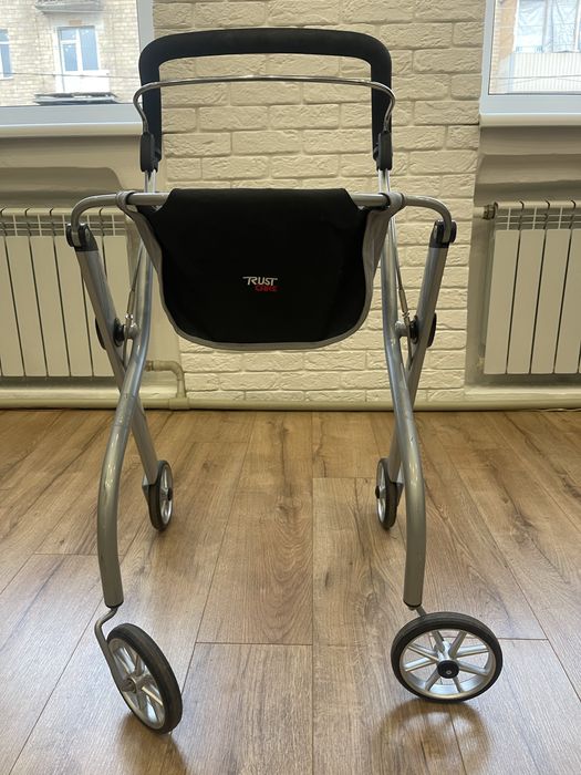 Ходунки ролатор из Германии