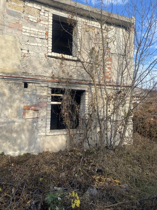 Продам газифіковану  зем. ділянку у центрі міста