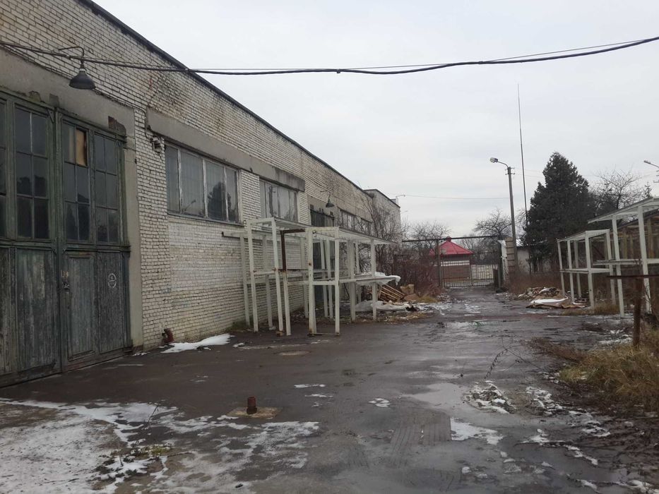 Оренда складу на вул. Бескидській (район Кривчиць)