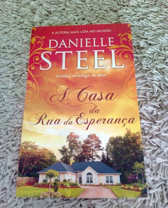 Livro "A casa da Rua da Esperança" de Danielle Steel