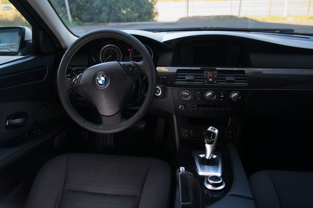 BMW 520d Touring — 2008 — Caixa Automática