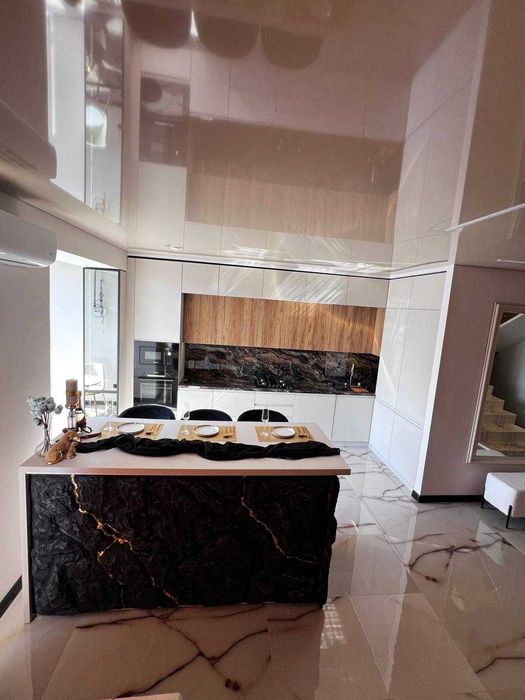 Продається Стильна 2-кімнатна квартира з терасою в ЖК “Княгинин”