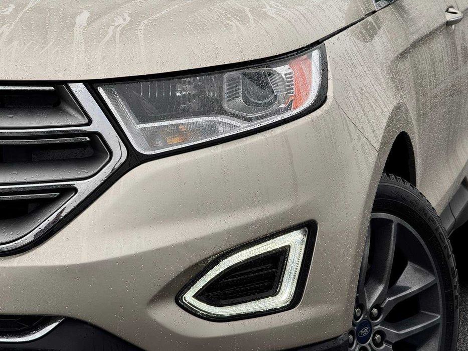 2018 Ford Edge “Titanium”