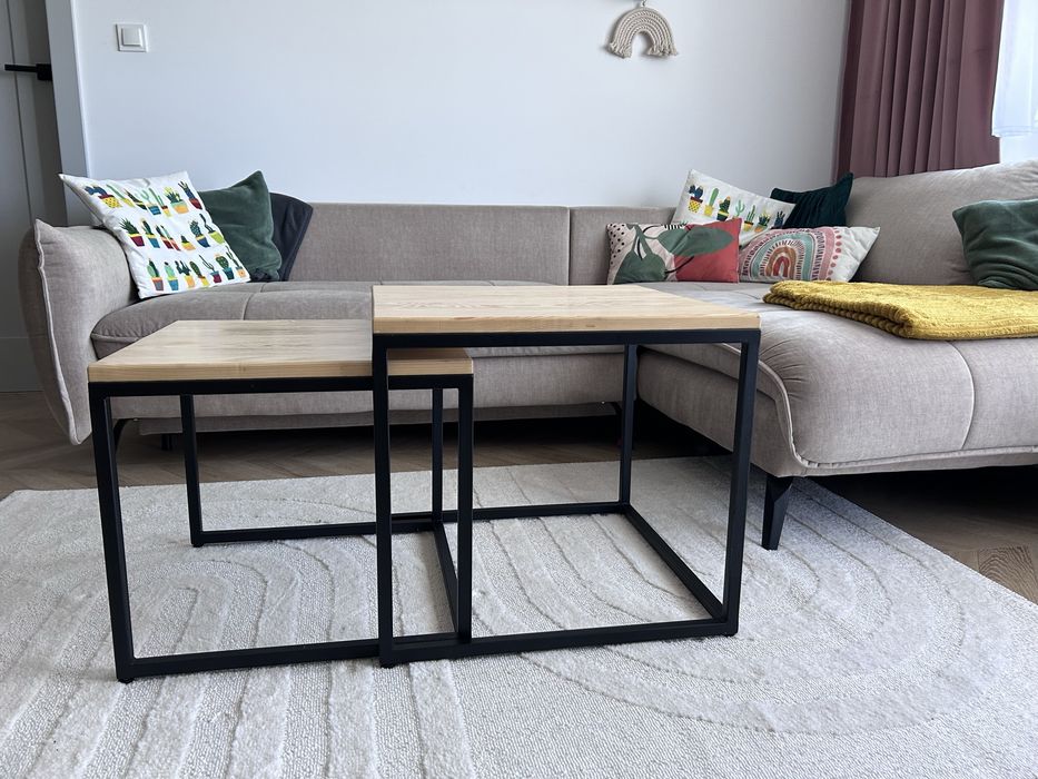 Loftowy stolik kawowy 2w1