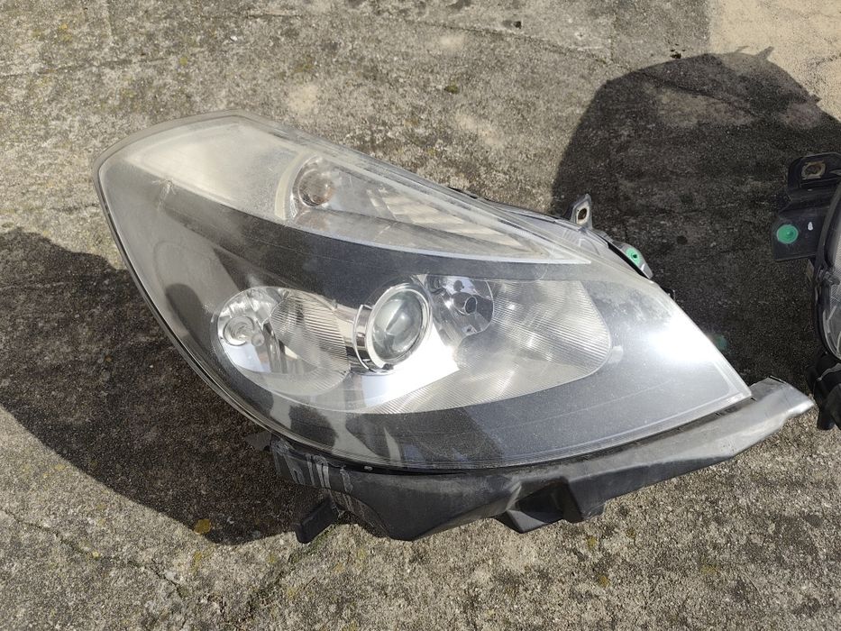 Lampy przód Clio 3 przedlift