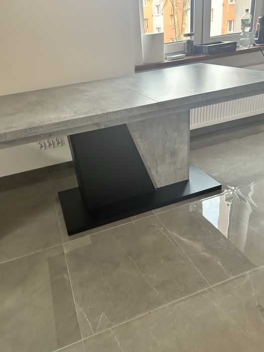 Ława do salonu lub kuchni