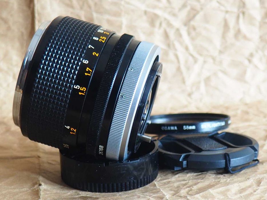 Obiektyw Canon FD 100mm f2.8 ”Silver Ring”.