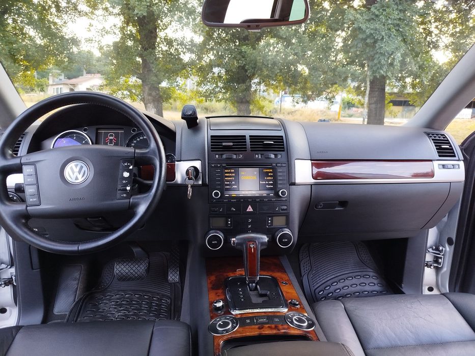 VW Touareg R5 Automático