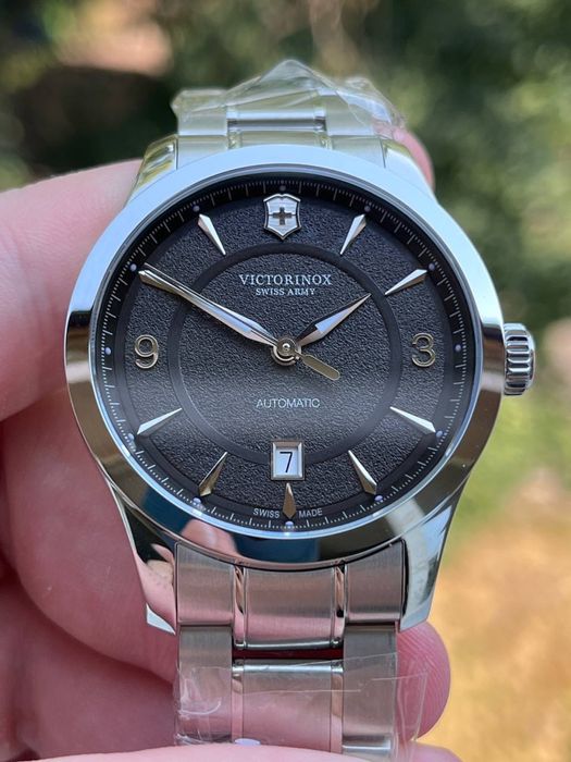 Премиальный калибр‼️Victorinox Alliance Automatic (сапфир, 100 метров)