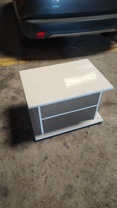 Mesa para tv branca