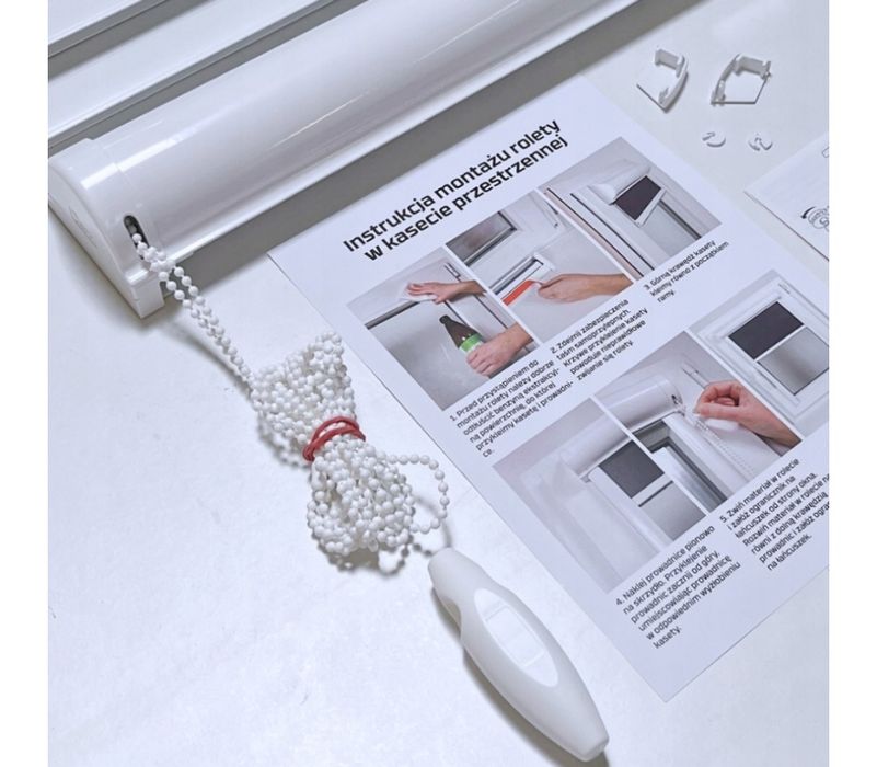 Roleta termiczna w kasecie przestrzennej