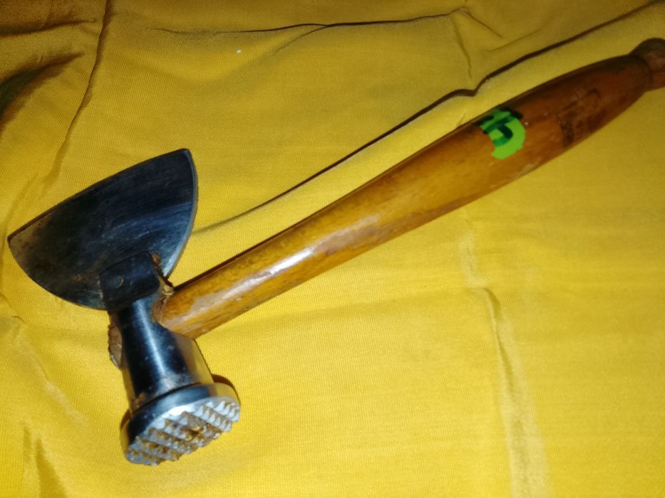 Топор СССР отбевной  молоток