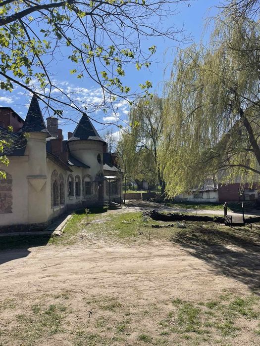 Продаж готельно-ресторанного комплексу "Снайпер" Київська область с.Капітанівка( Житомирська траса)