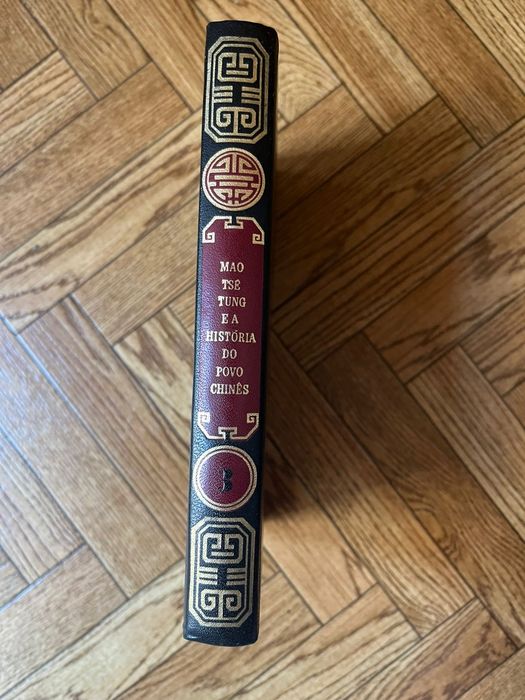 Livro "Mao Tsé-Tung e a história do povo chinês"  vol.3