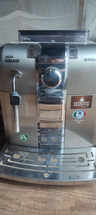 Кавомашина Saeco Syntia