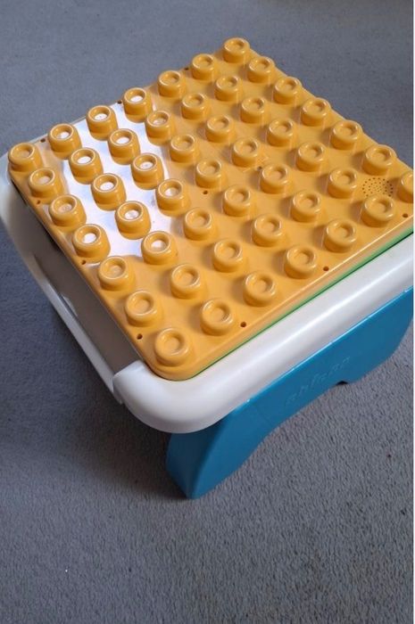 Розвиваючий музичний ігровий столик Chicco modo